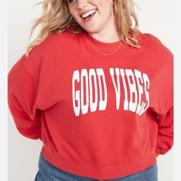 Old Navy Good Vibes Red Cropped Crewneck Medium - Picture 1 of 5